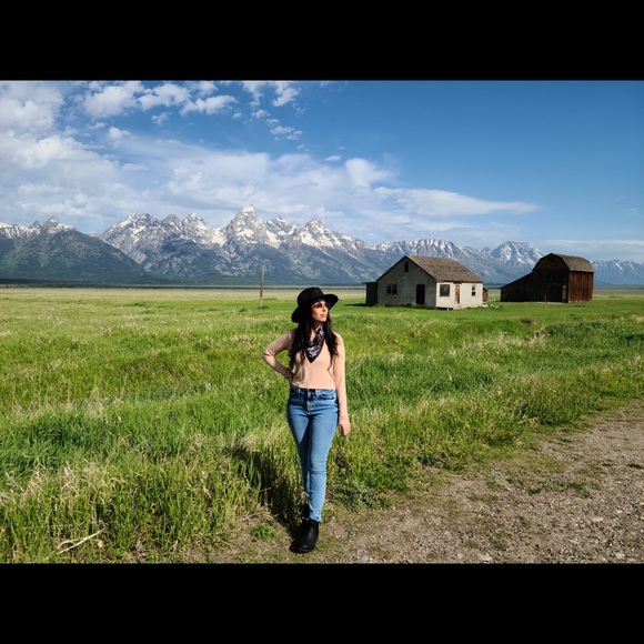 Meet your Posher, Beke - Picture 3 of 11